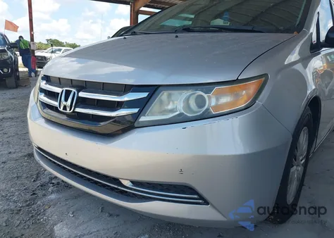2015 Honda Odyssey Lx z USA, uszkodzony, nr VIN 5FNRL5H21FB039823